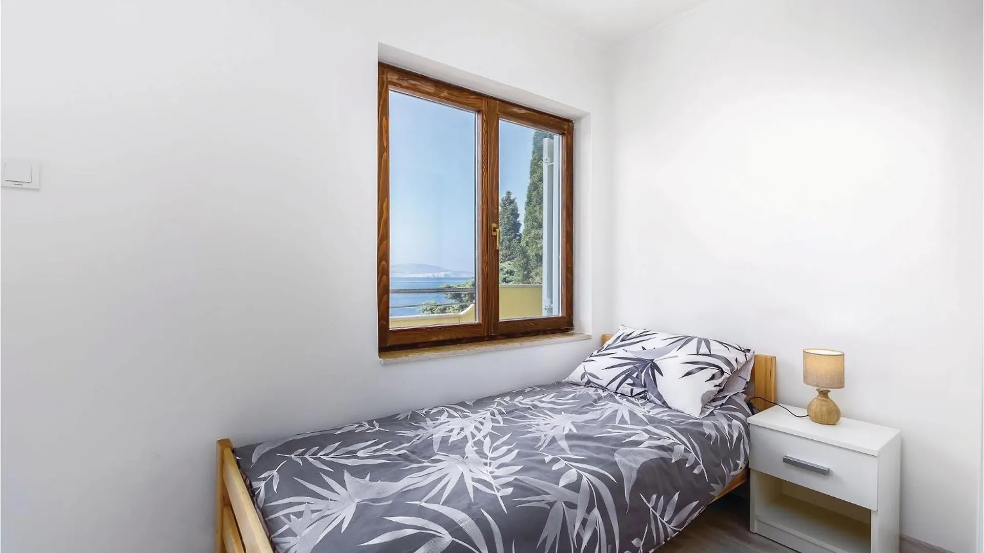 Gorgeous Home In Smokvica With Wifi Krmpote-Vodice Croatia