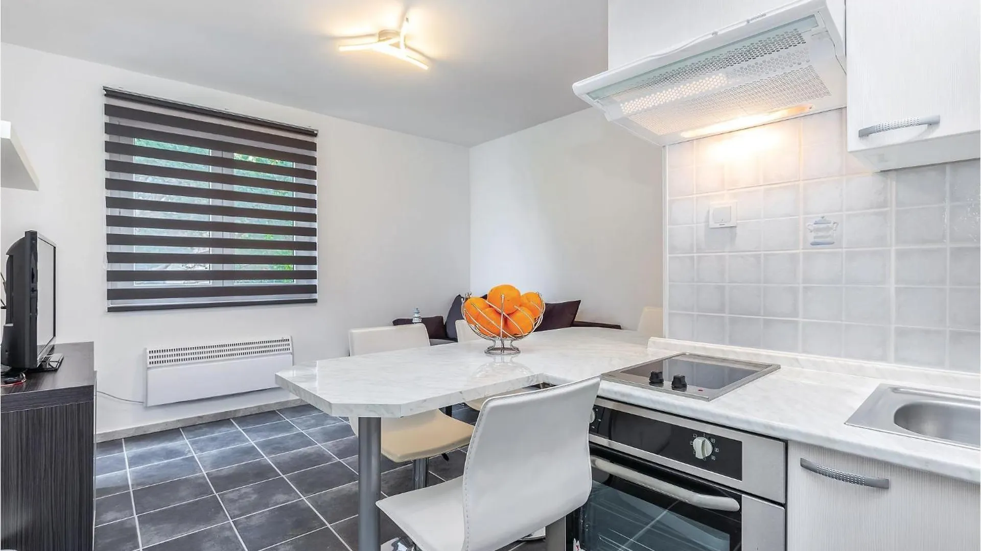 Gorgeous Home In Smokvica With Wifi Krmpote-Vodice