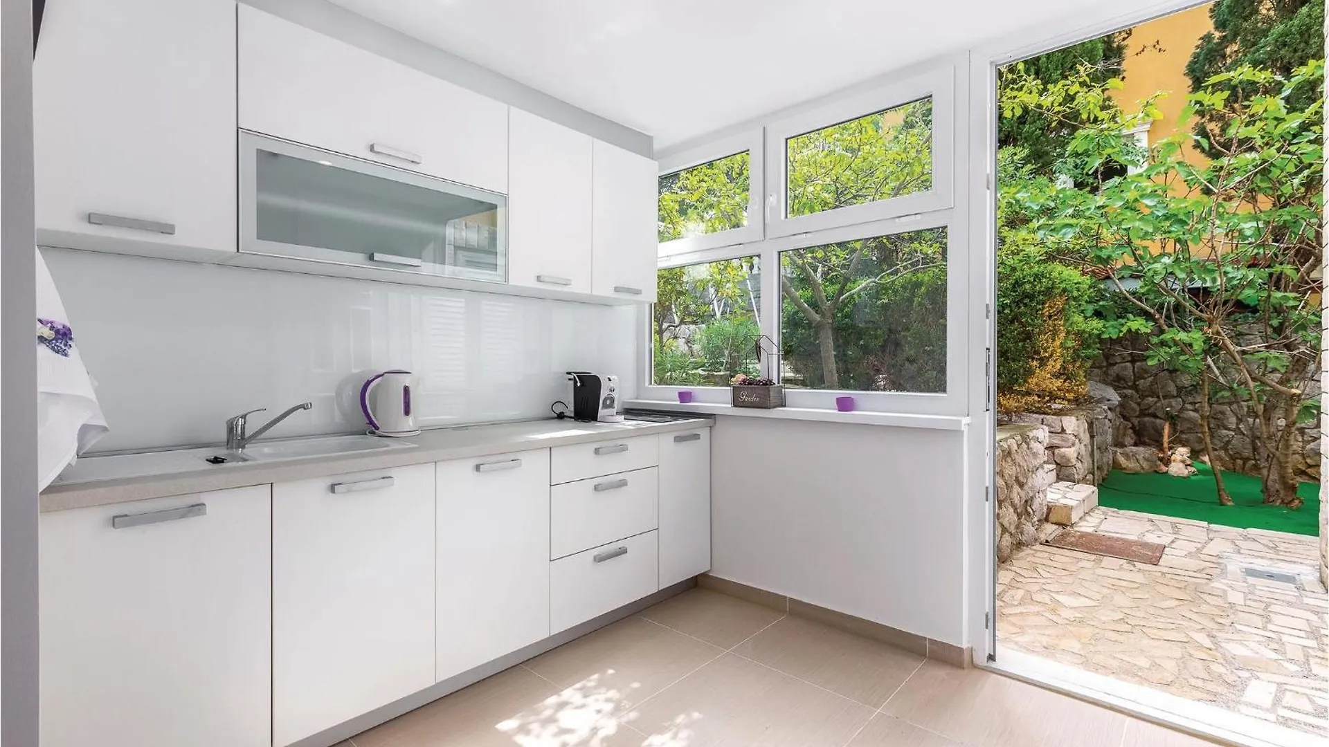 Gorgeous Home In Smokvica With Wifi Krmpote-Vodice 0*,