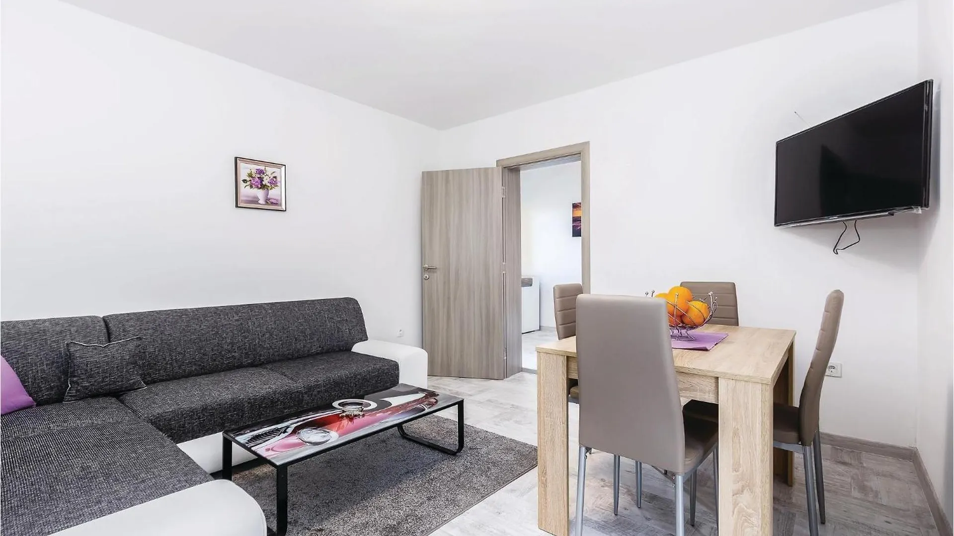 Gorgeous Home In Smokvica With Wifi Krmpote-Vodice