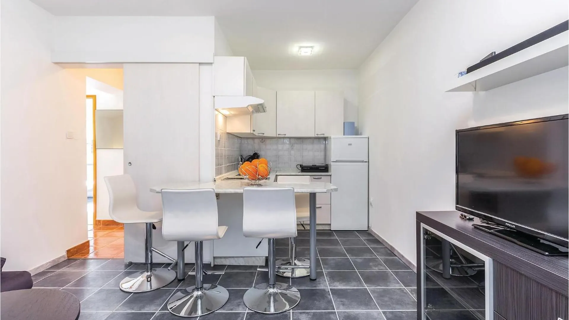 Gorgeous Home In Smokvica With Wifi Krmpote-Vodice