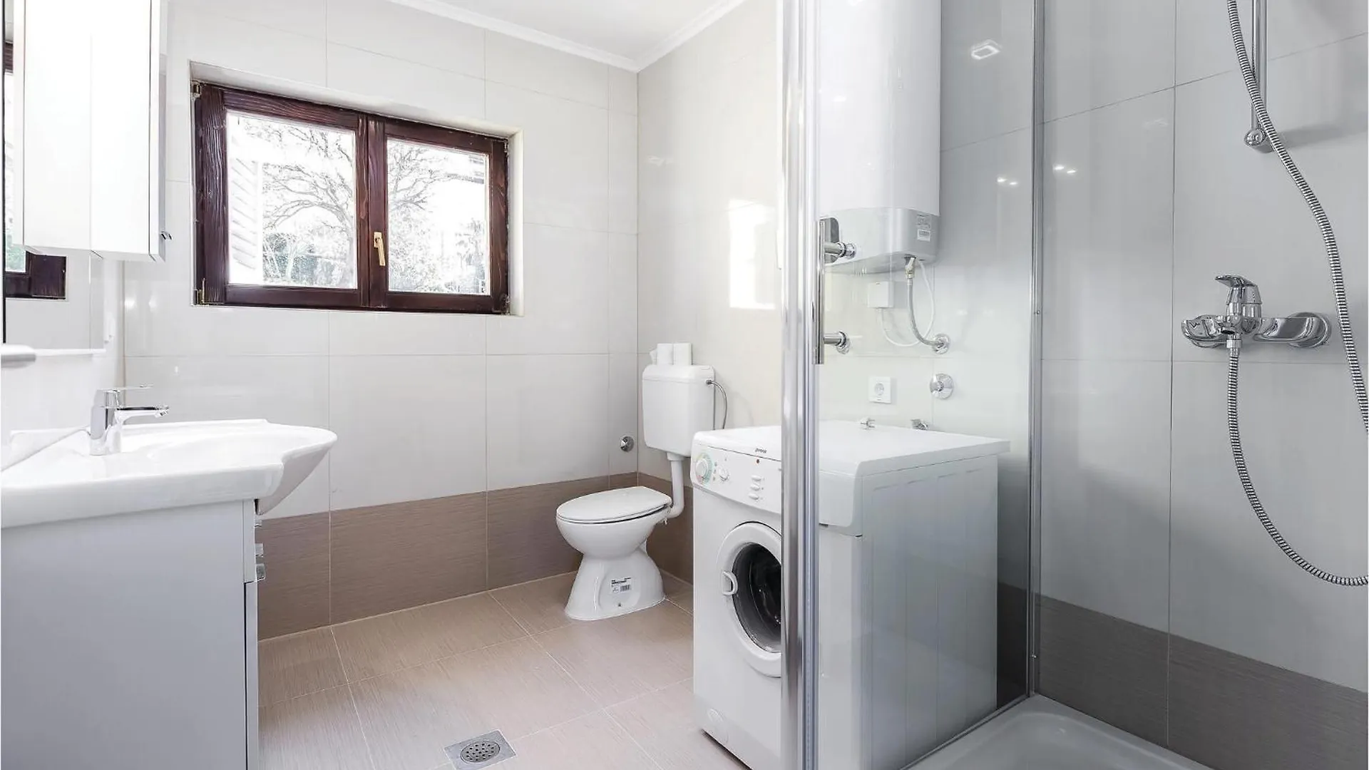 Holiday home Gorgeous Home In Smokvica With Wifi Krmpote-Vodice Croatia